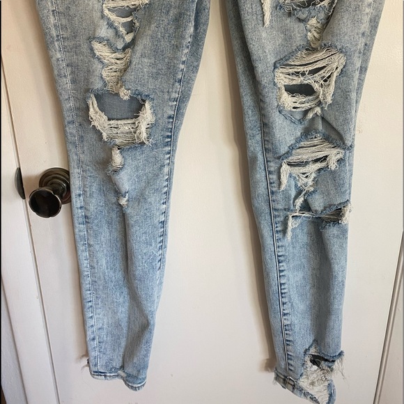 NWT AMERICAN EAGLE SUPERHIGH RISE JEANS/JEGGINGS - Picture 3 of 3